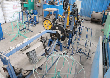 China Arame farpado de aço inoxidável do fio que faz a máquina materiais da economia da estrutura compacta fornecedor