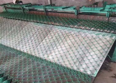 China Bens de baixo nível de ruído de 5,5 quilowatts da máquina revestida automática completa da cerca do elo de corrente do PVC fornecedor