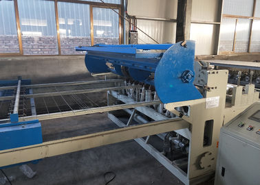 Máquina de soldadura da gaiola da galinha da eficiência elevada/cerco da máquina da fatura líquida baixa manutenção fornecedor